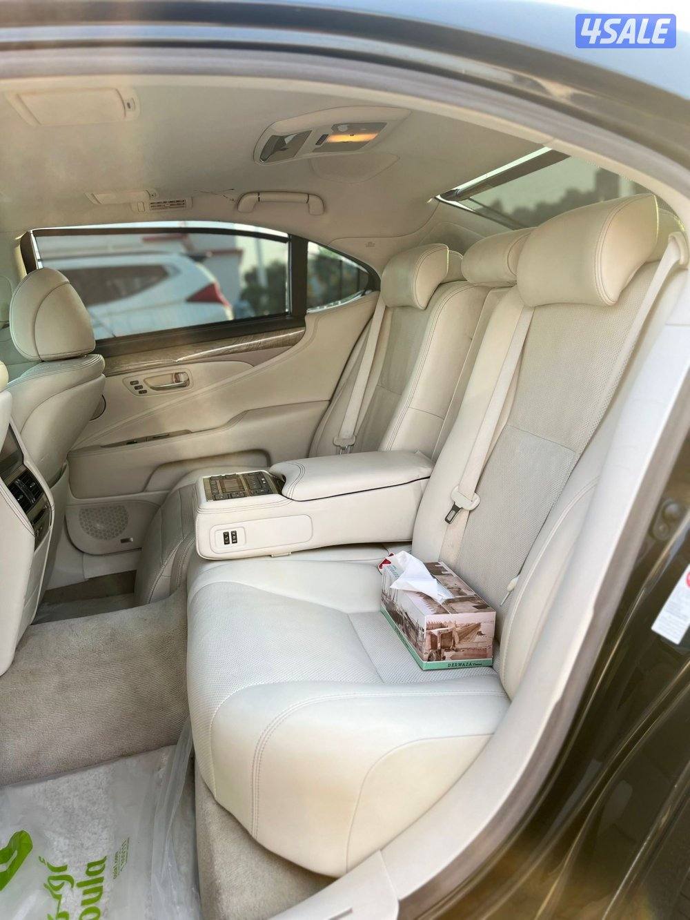 لكزس LS460 موديل 2013 : بحاله ممتازه3