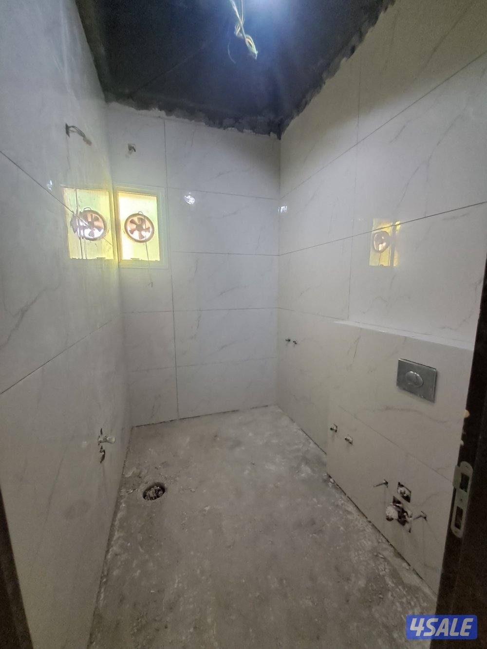 معلم لتركيب السراميك والباركيه فوق الماشى2