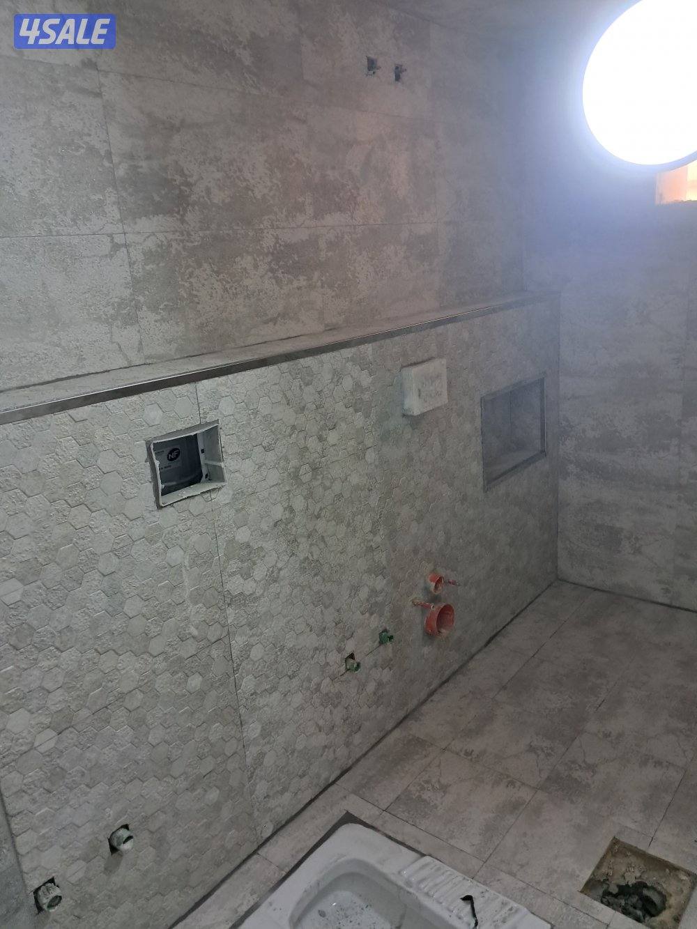 معلم لتركيب السراميك والباركيه فوق الماشى6