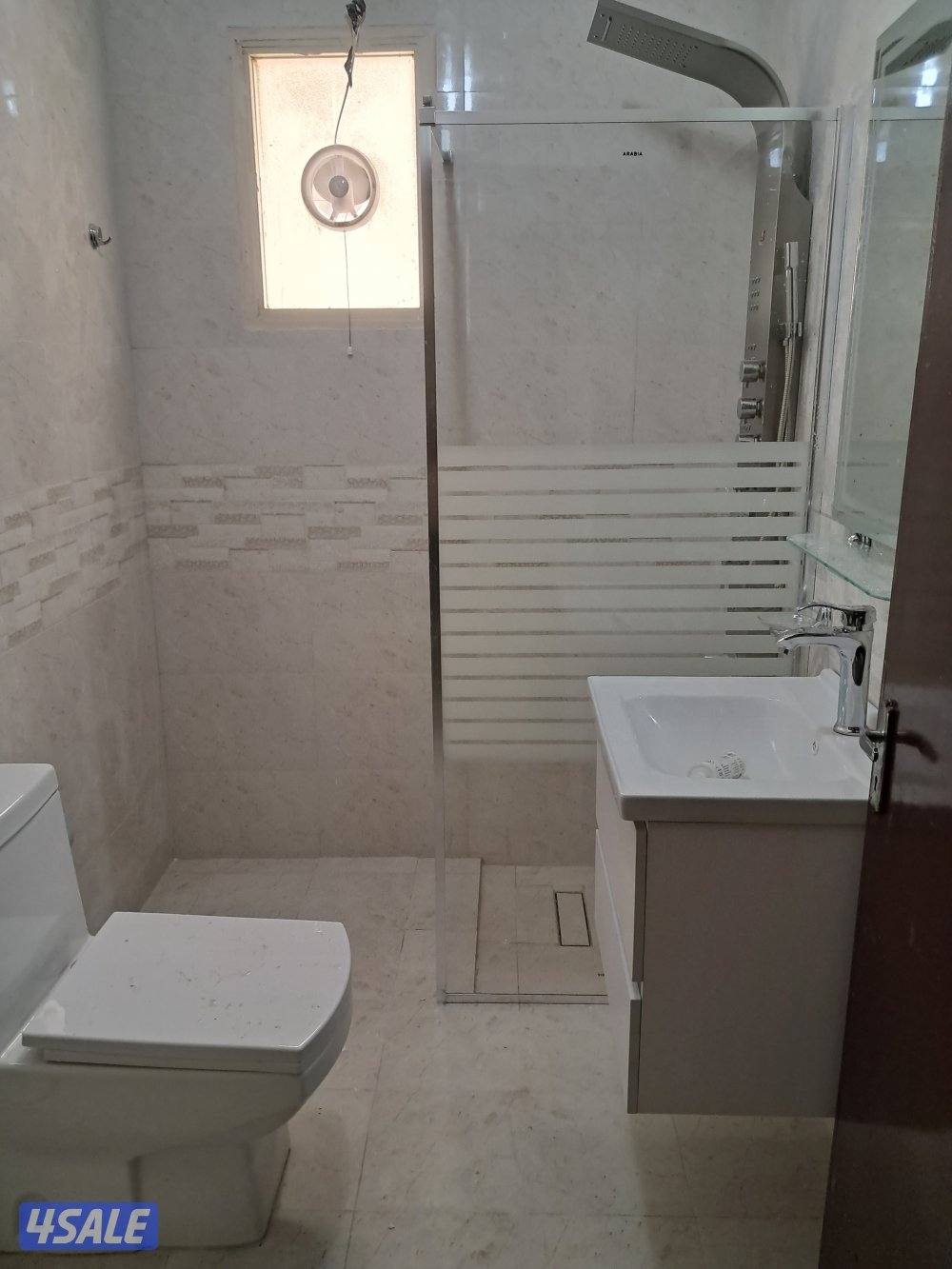 معلم لتركيب السراميك والباركيه فوق الماشى9