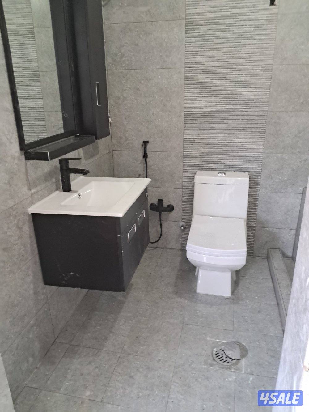 معلم لتركيب السراميك والباركيه فوق الماشى12