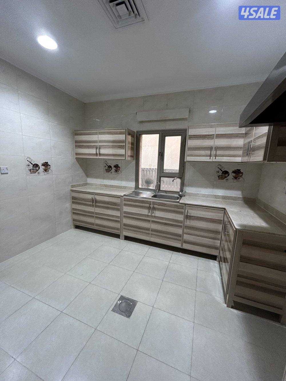 للإيجار في الصديق شقق8