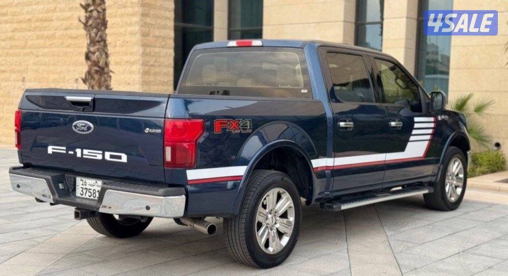 للبيع فورد وانيت لاريت 2018 صبغ الوكاله الكويت نظيف جداً ماشي 2630