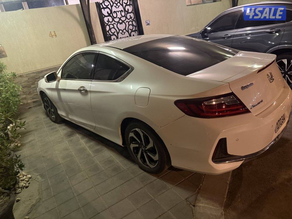 للبيع هوندا اكورد موديل 20164