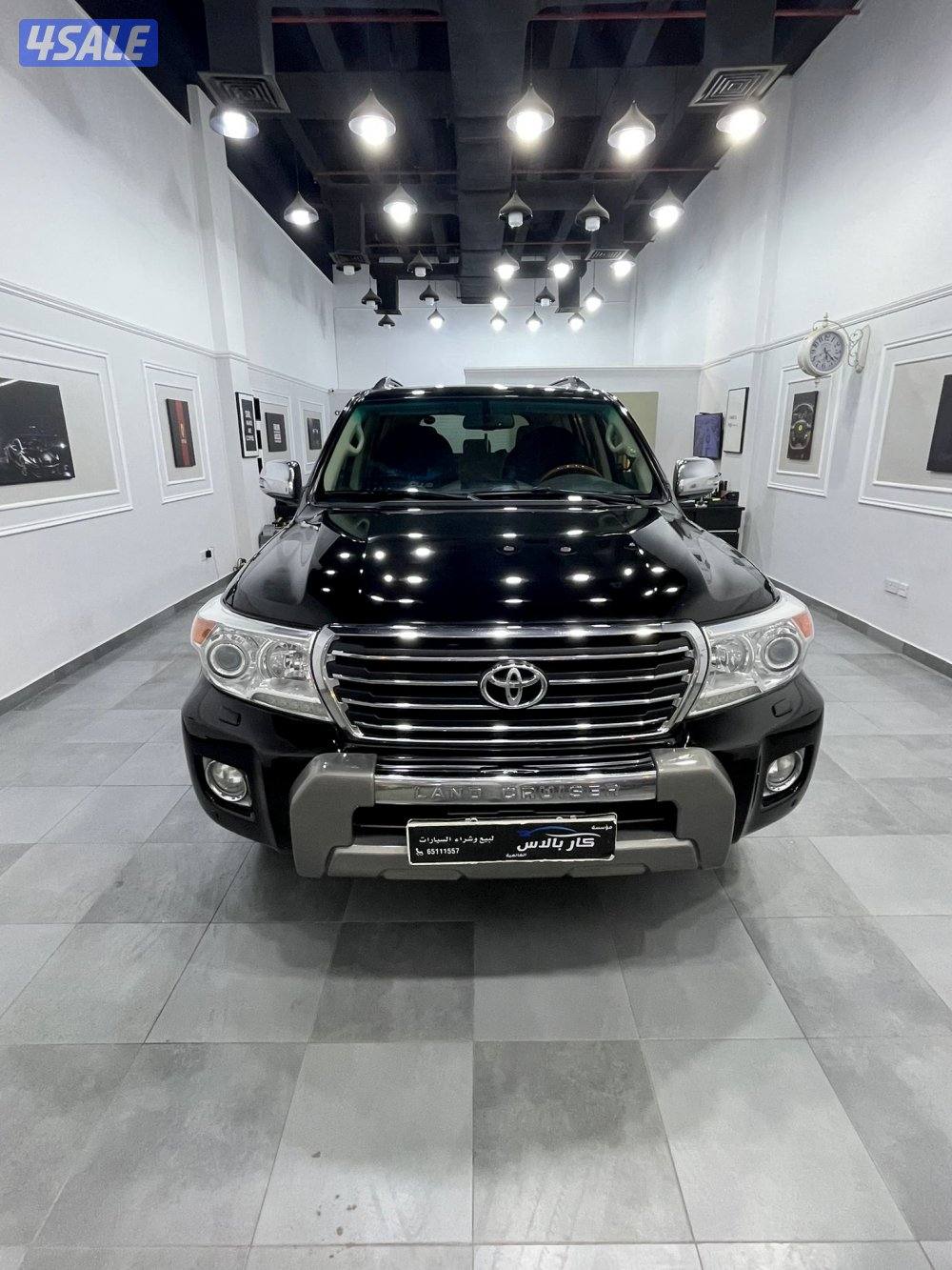 لاند كروزر GXR V81