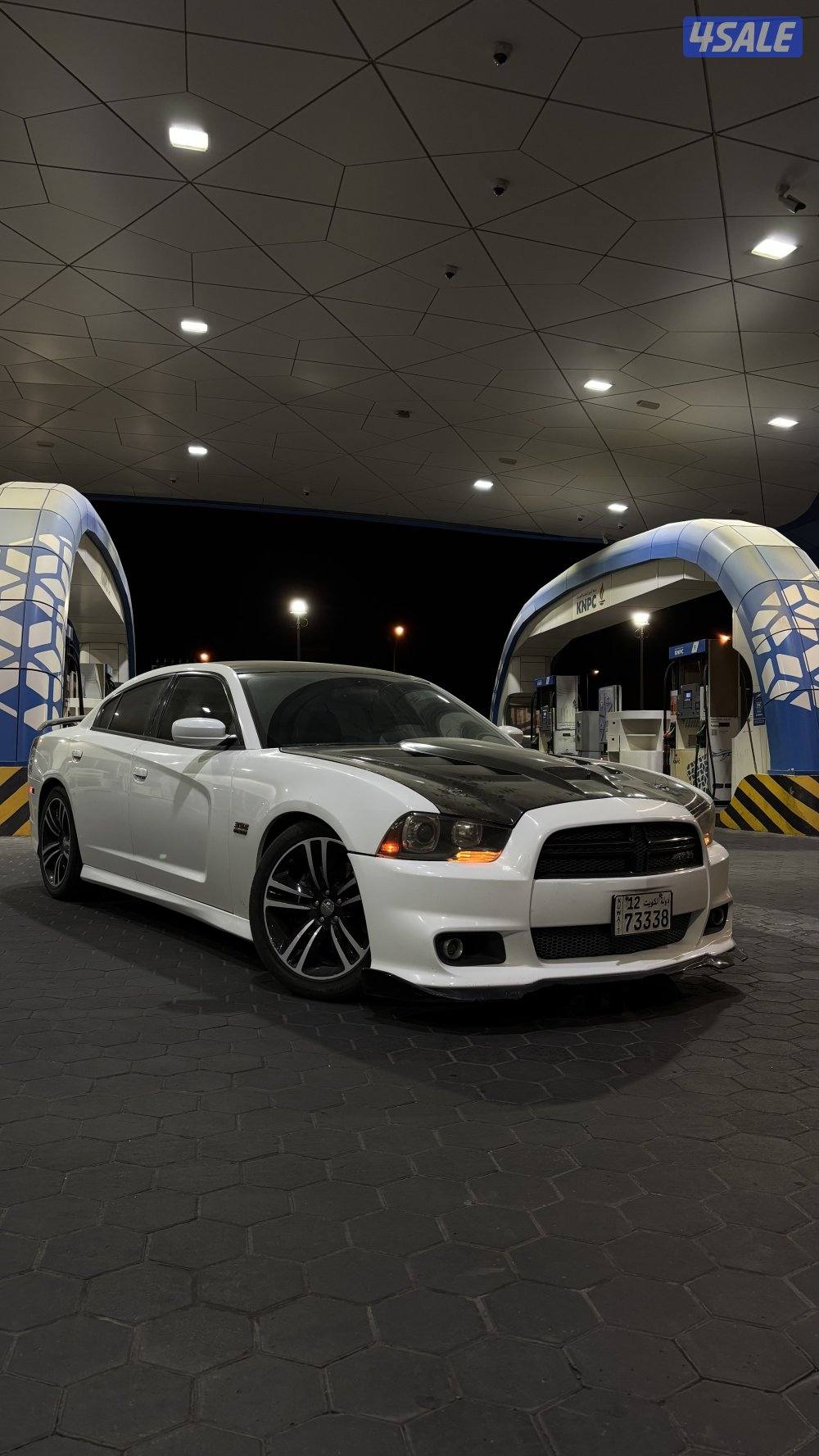 دوج شارجر اس ار تي ٦.٤ سوبر بي اصلي ٢٠١٣0