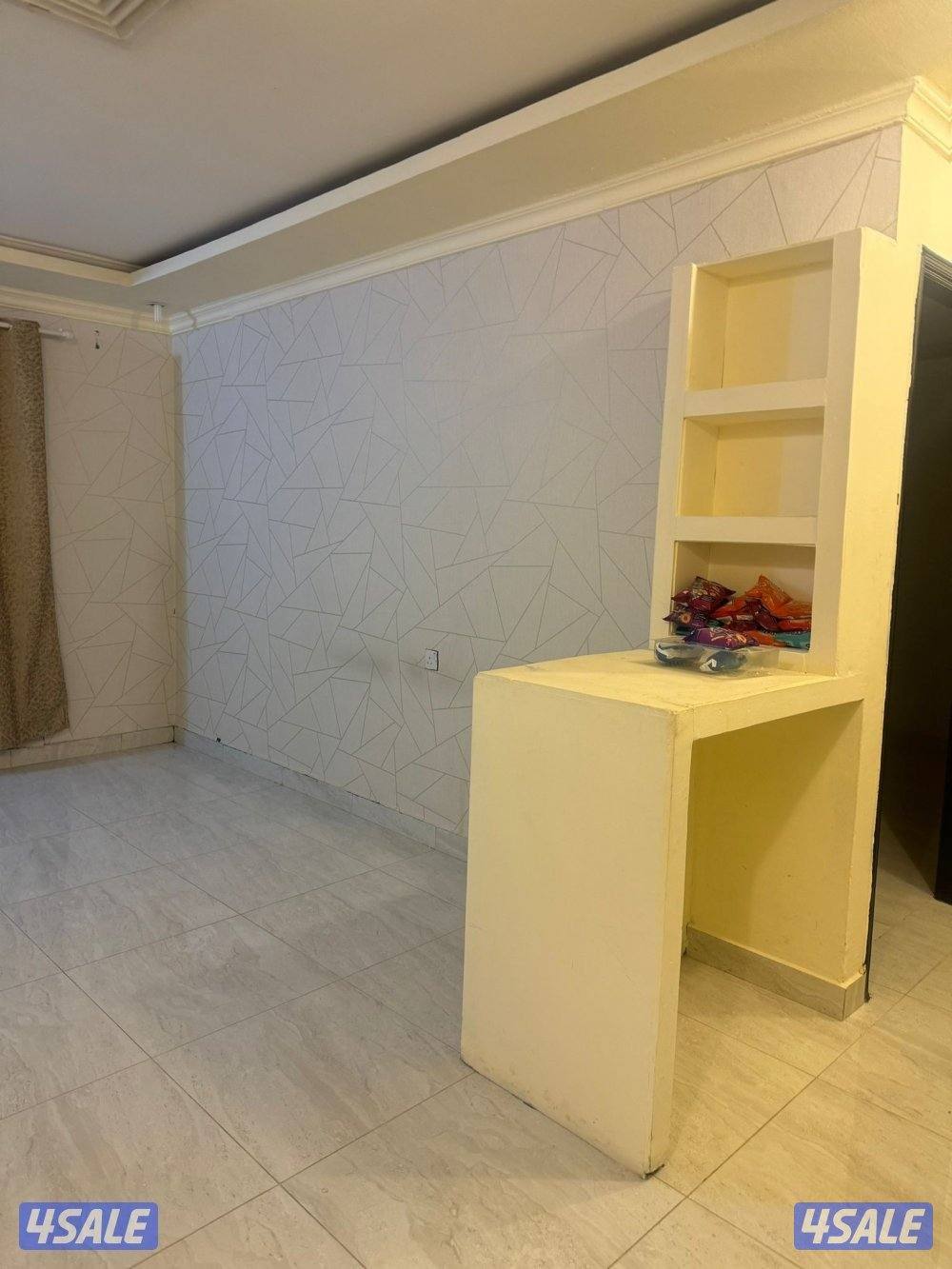 شقه للايجار بحوالي1