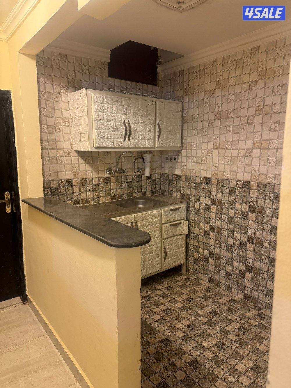 شقه للايجار بحوالي8