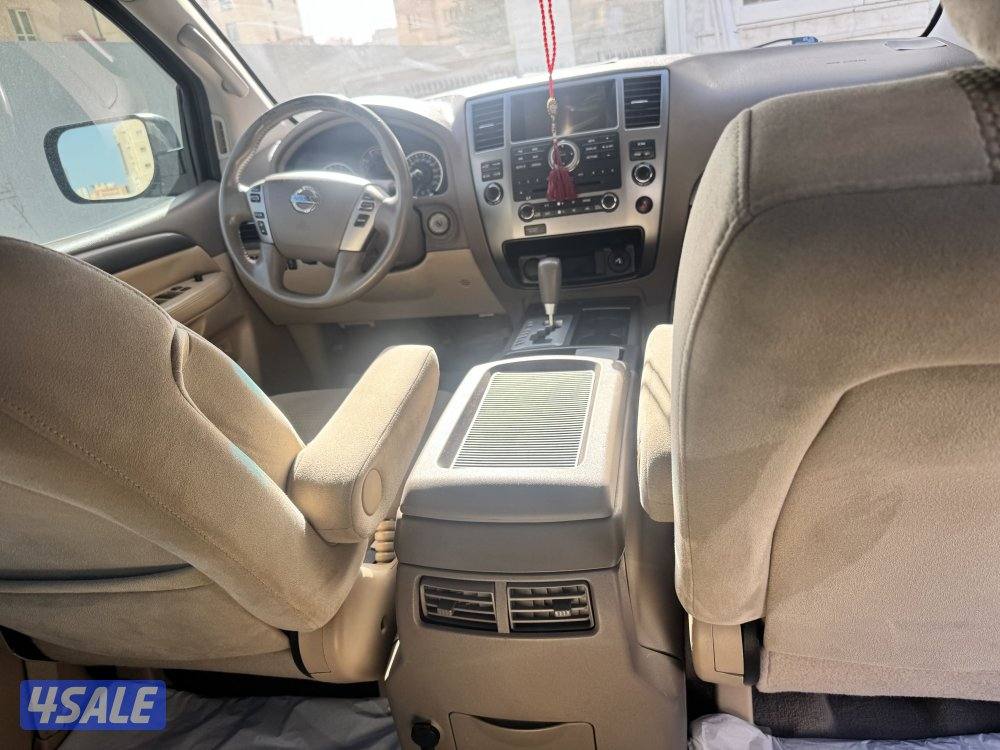 للبيع نيسان ارمادا موديل 20142