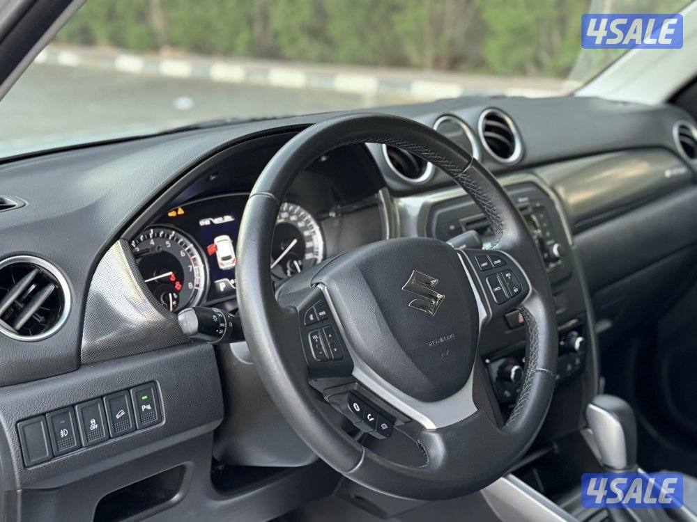 سوزوكي فيتارا 2023 عداد 40 فقط شبه جديد11