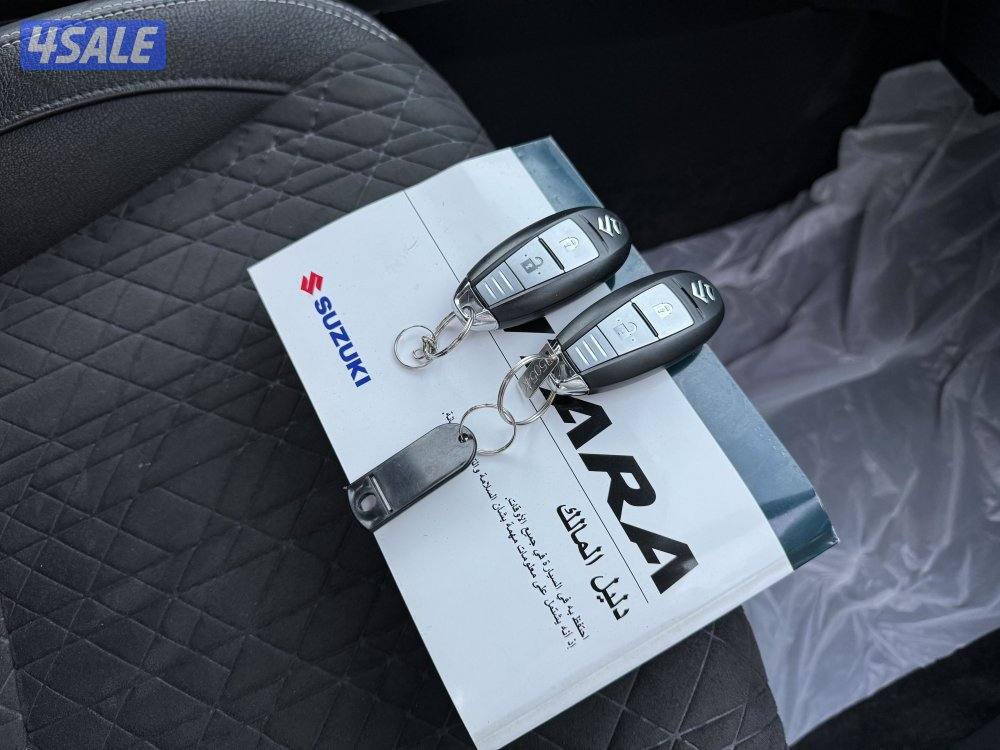 سوزوكي فيتارا 2023 عداد 40 فقط شبه جديد13