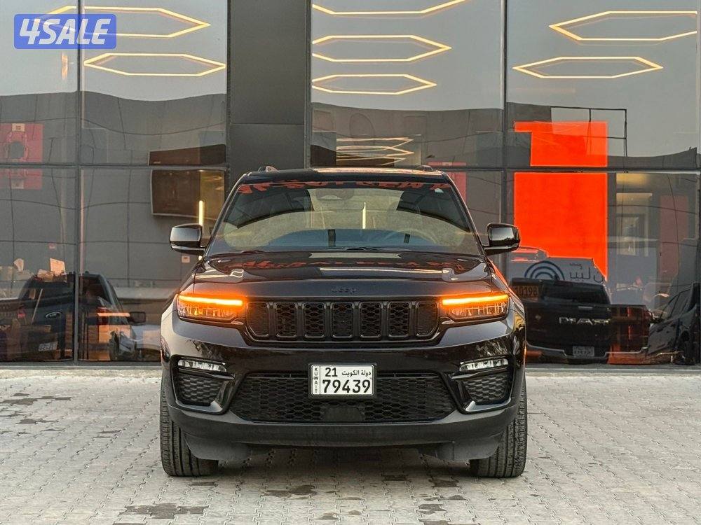 GRAND CHEROKE SPORT 4*4 _2023 صبغ الوكالة1