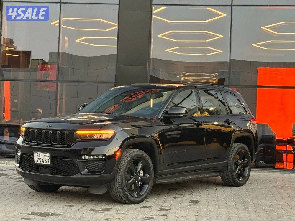 GRAND CHEROKE SPORT 4*4 _2023 صبغ الوكالة2