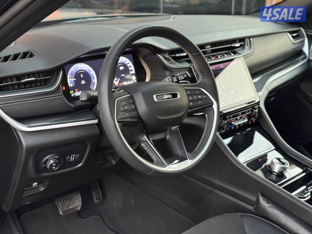 GRAND CHEROKE SPORT 4*4 _2023 صبغ الوكالة7