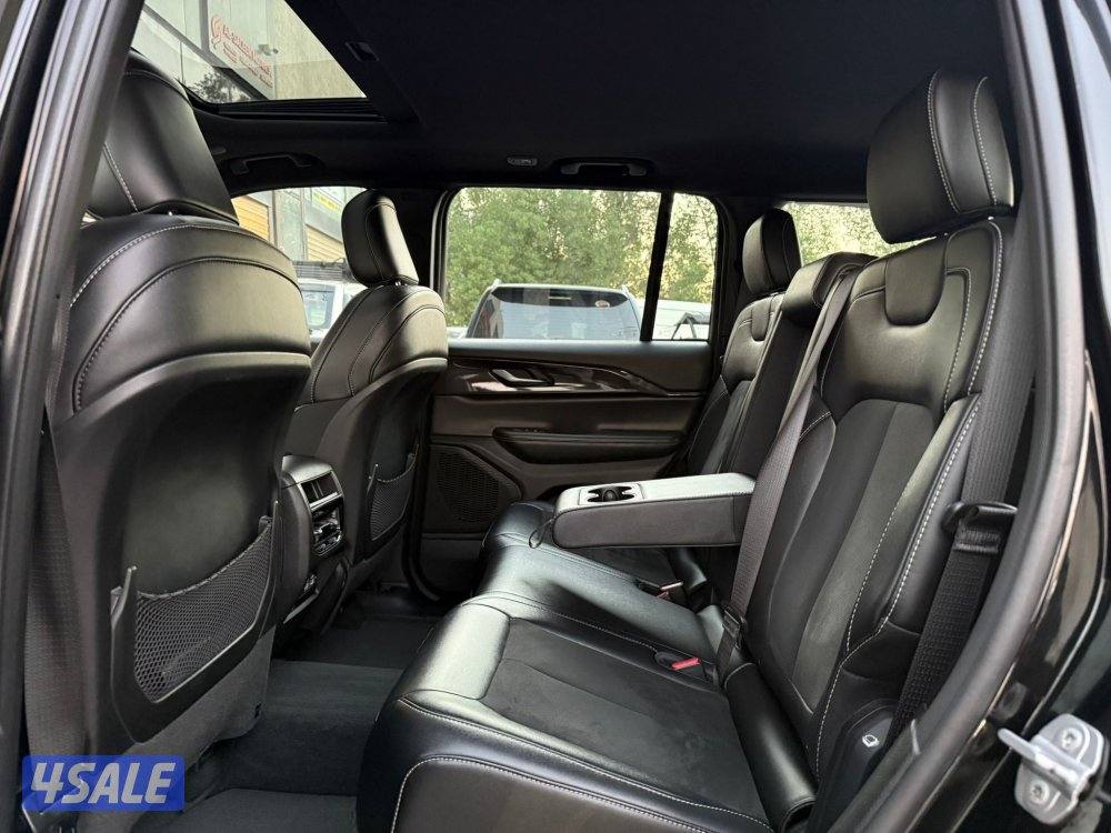 GRAND CHEROKE SPORT 4*4 _2023 صبغ الوكالة9