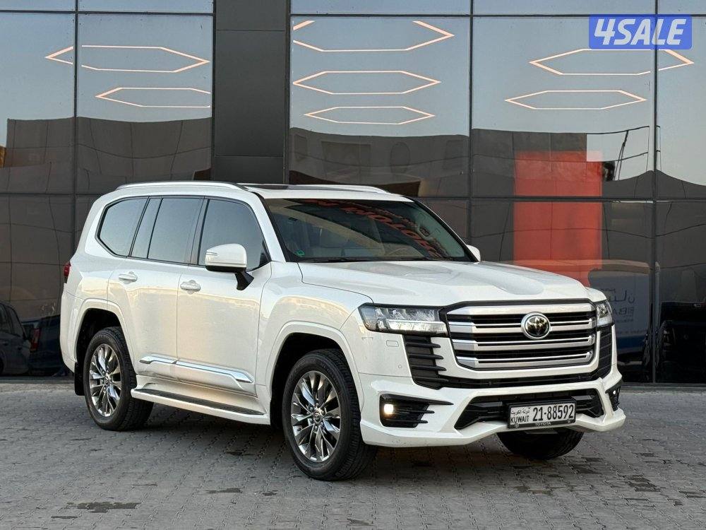 LAND CRUISER GXR AERO S _2023 عداد 36 الف فقط0