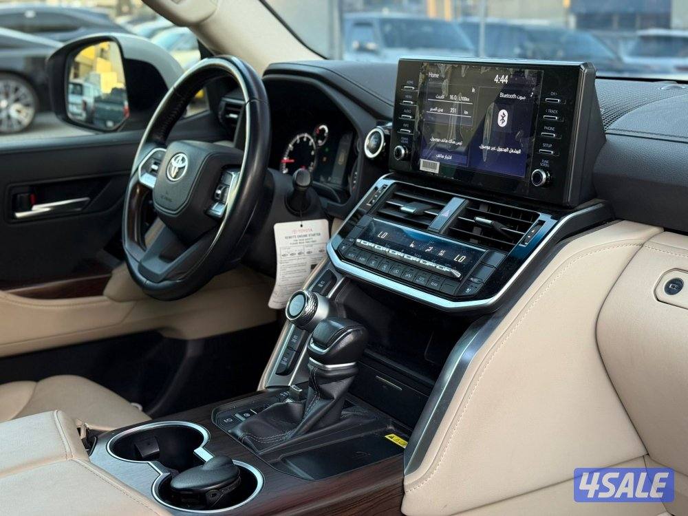 LAND CRUISER GXR AERO S _2023 عداد 36 الف فقط6