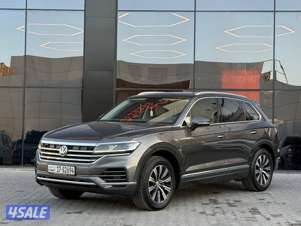 VOLKSWAGEN TOUAREG V6 _2019 صبغ الوكالة2