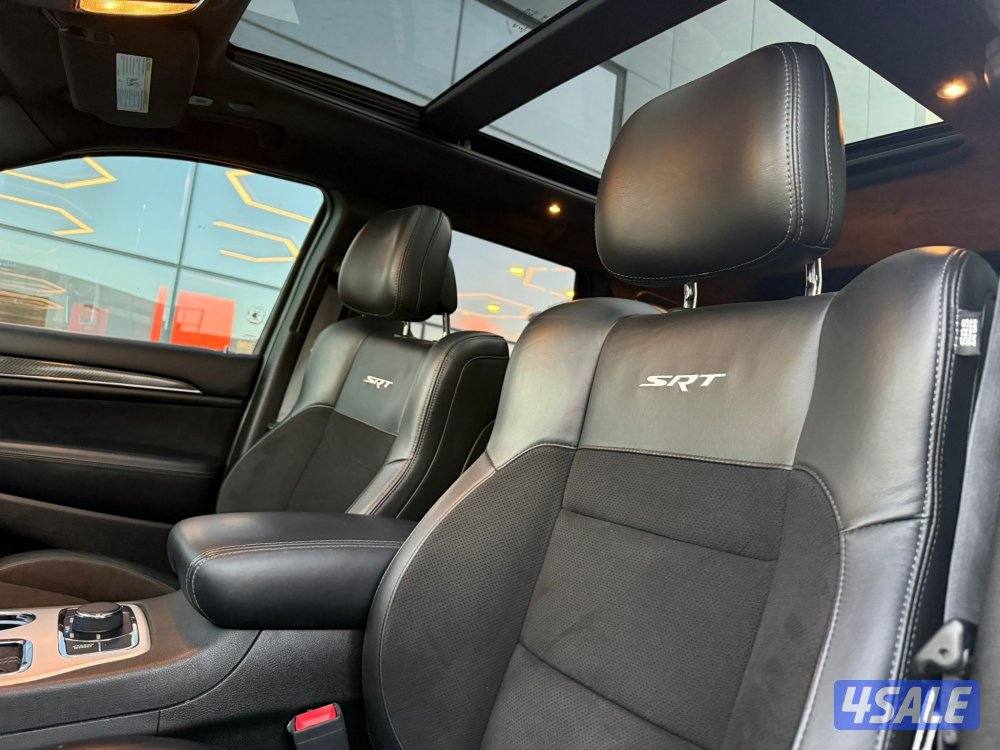 GRAND CHEROKE SRT V8 _20218