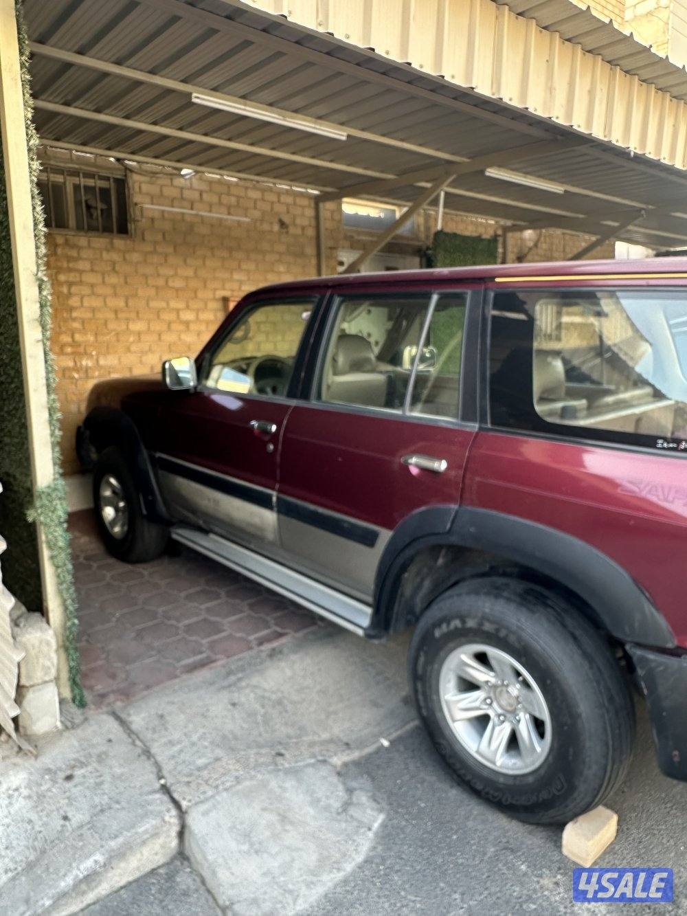 سفاري 2001 مكيف بارد مايحتر عليه5 بوالين ليت جانبي قسام ماي شغال مافيه3