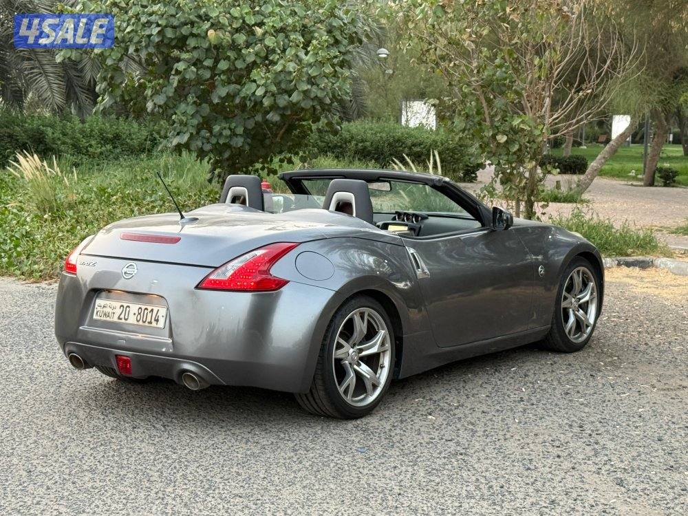 للبيع نيسان Z370 كشف موديل 2012 كامل المواصفات3