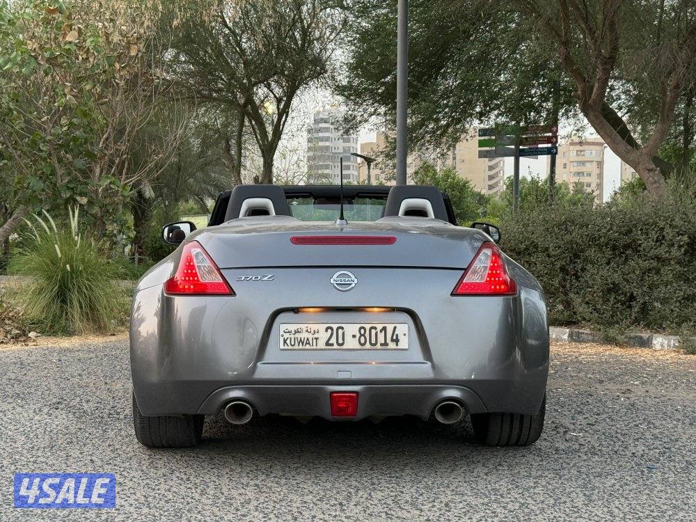 للبيع نيسان Z370 كشف موديل 2012 كامل المواصفات4