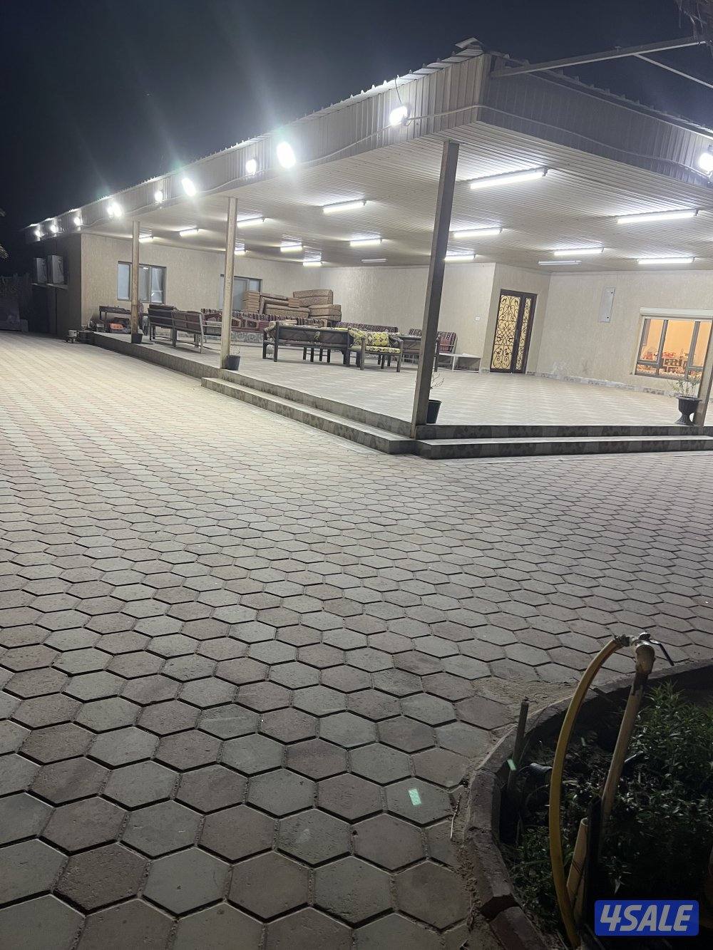 للبيع مزرعه 12,500بالعبدلي موقع مميز وقريب من الطريق العبدلي في قطعه27