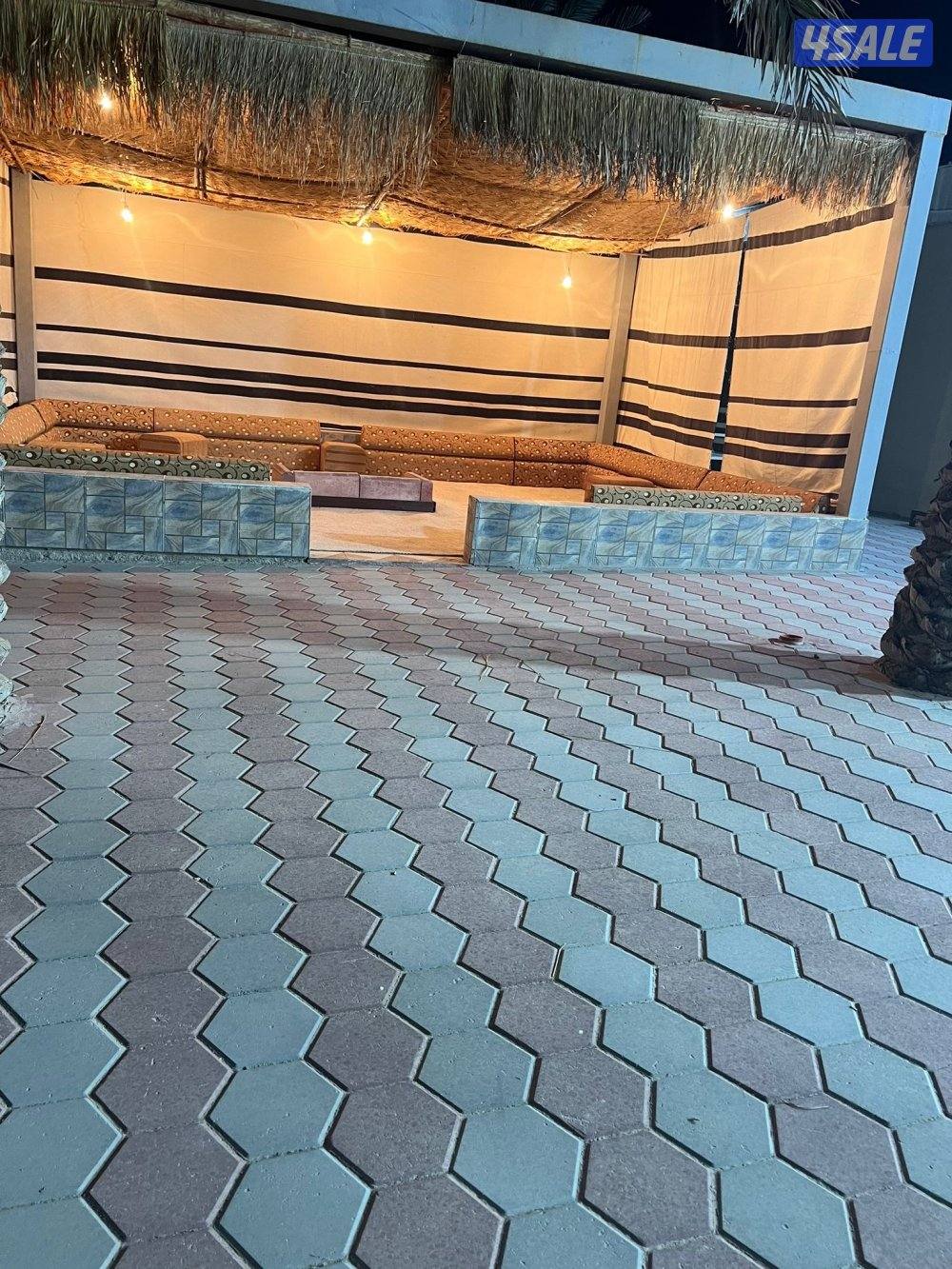 للبيع مزرعه 12,500بالعبدلي موقع مميز وقريب من الطريق العبدلي في قطعه215