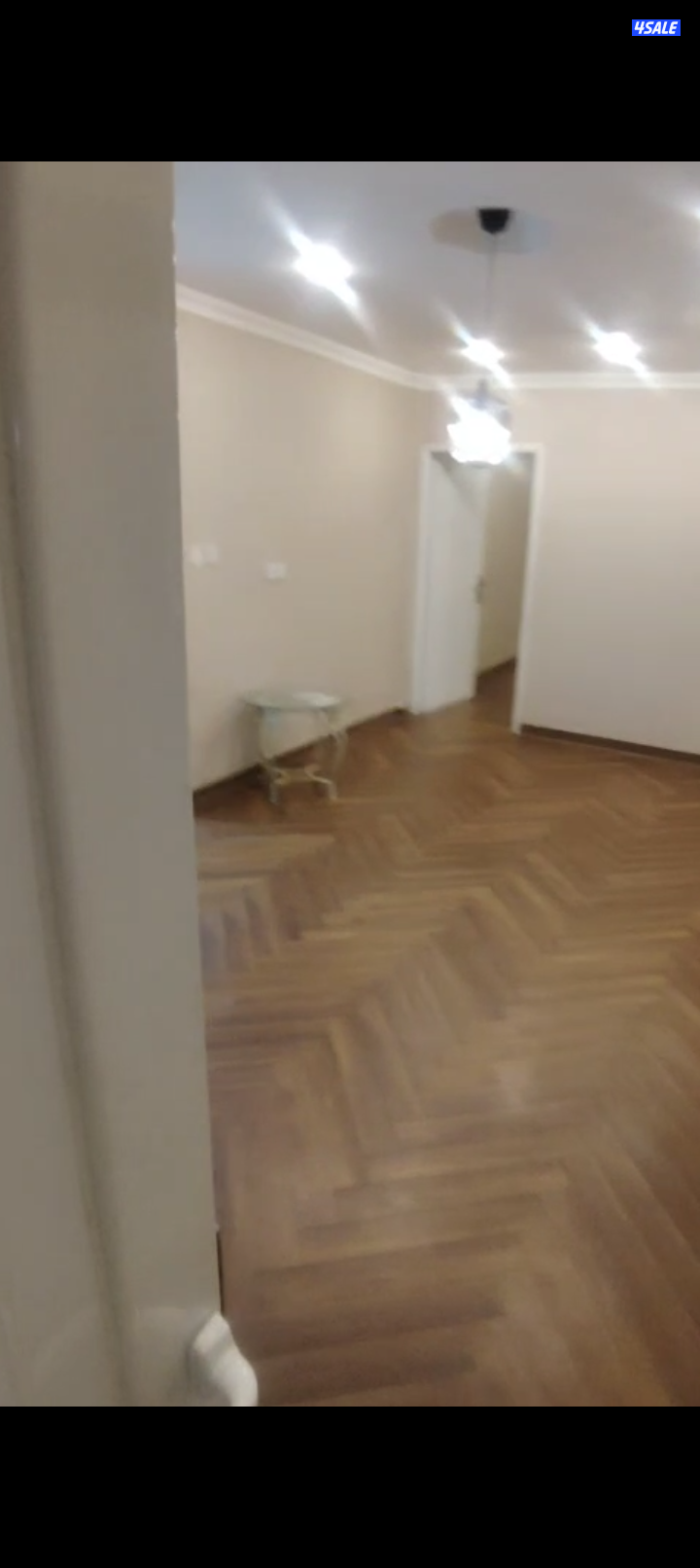 للايجار شقه ارضي غرفه صاله1