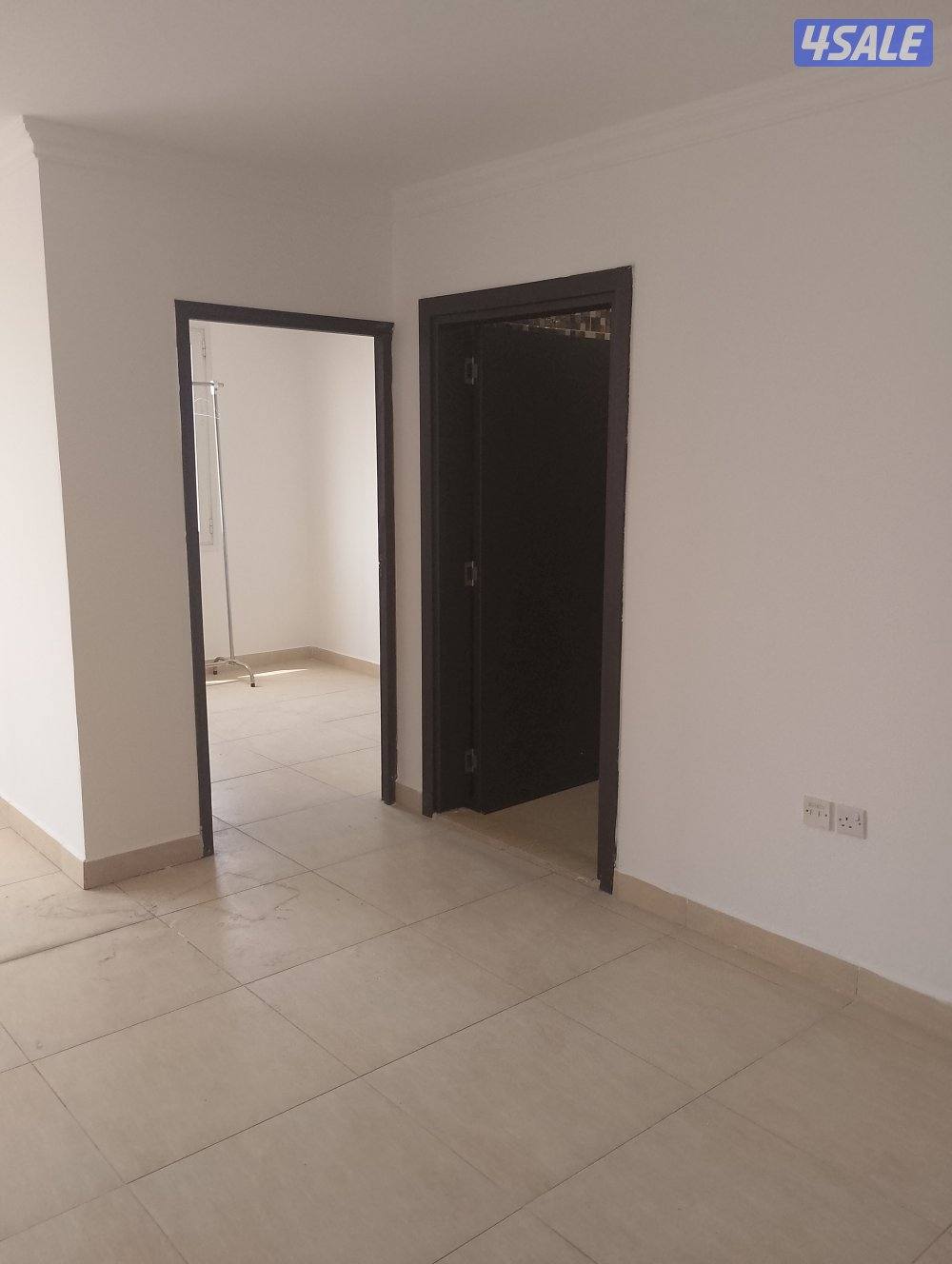 شفة للبيع بأبراج المهنا إطلالة مميزة وبحرية9