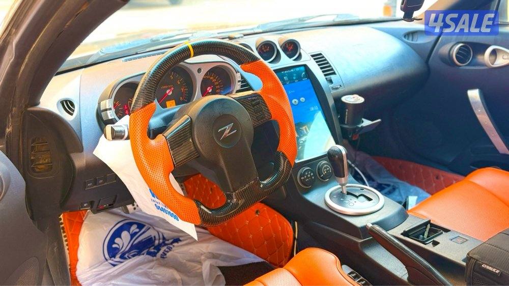 350z model 2004 in mint condition1