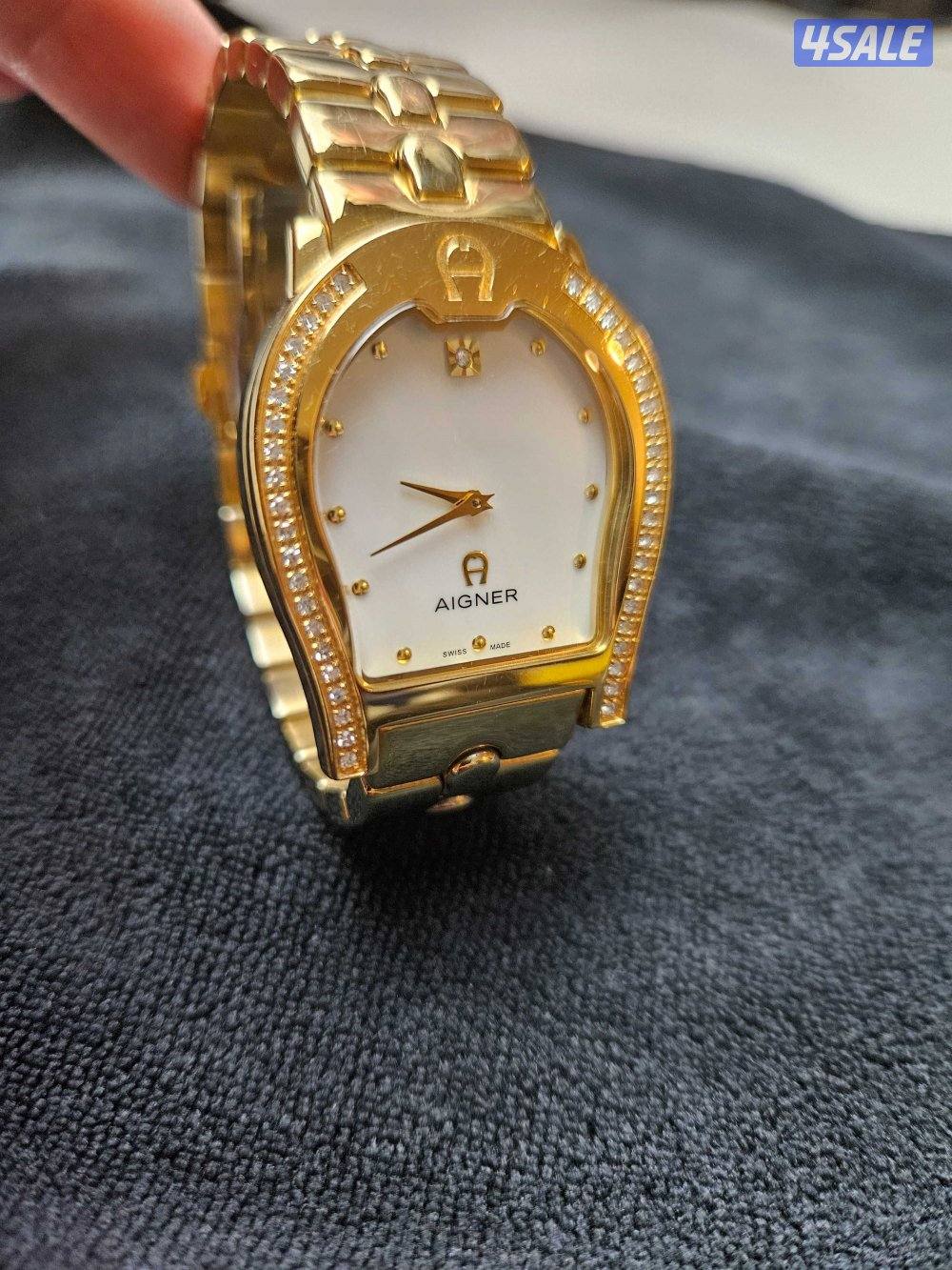 ساعة ايغنر نادرة مطلية ذهب ومرصعة الماس1
