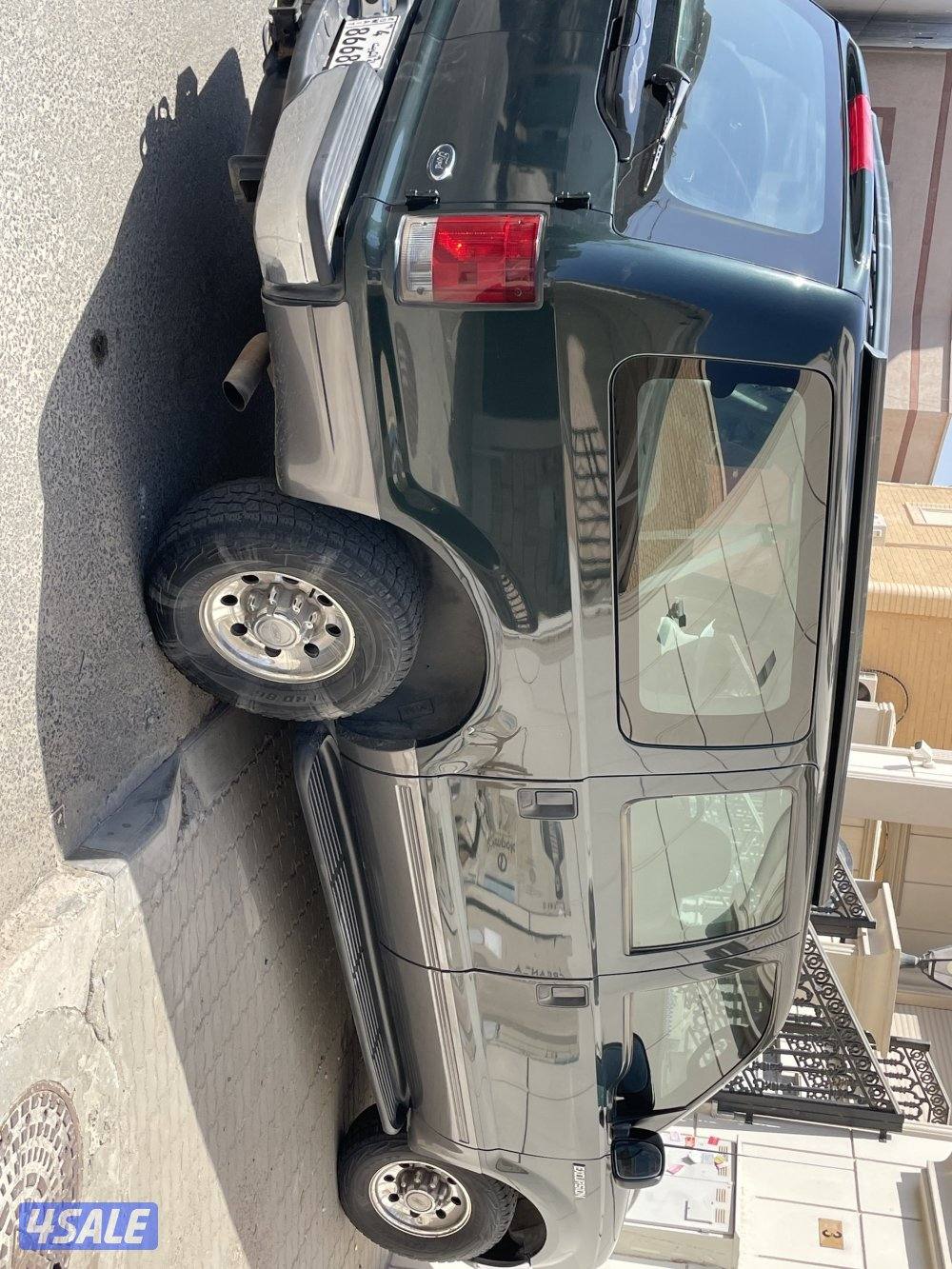 للبيع او البدل فورد اكسكيرجن مديل 2003 ماشي 374 كيلو صبغ الوكاله1