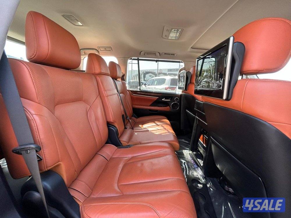 لكزس LX570 درجة اولى4