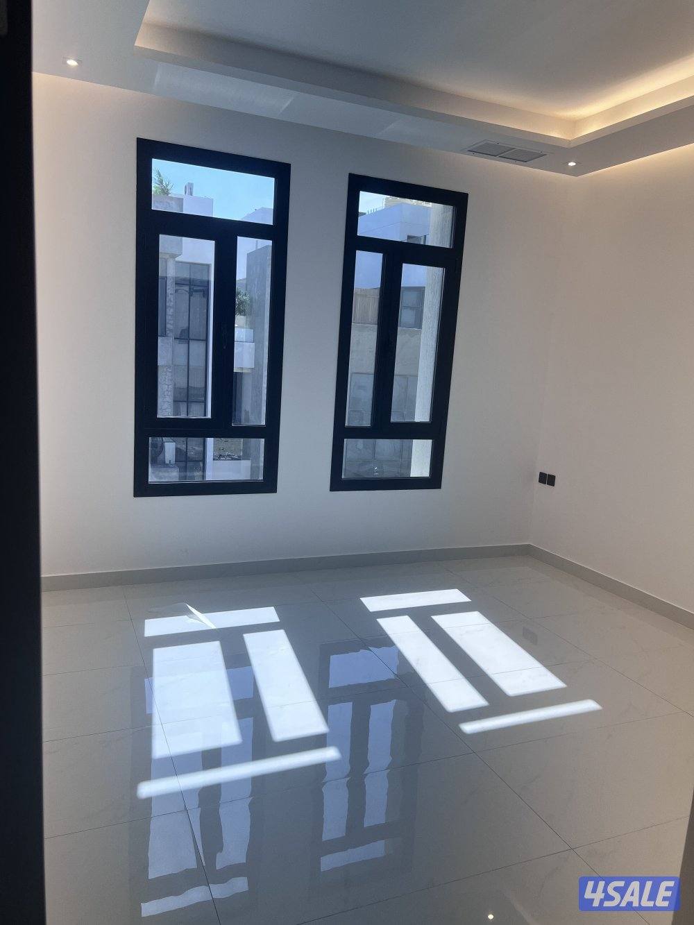 للإيجار شقه في ابوفطيرة جديدة لم تسكن سوبر0