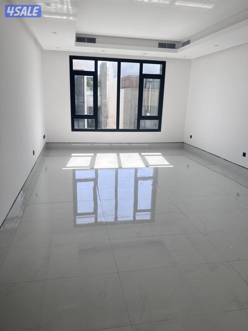 للإيجار شقه في ابوفطيرة جديدة لم تسكن سوبر6