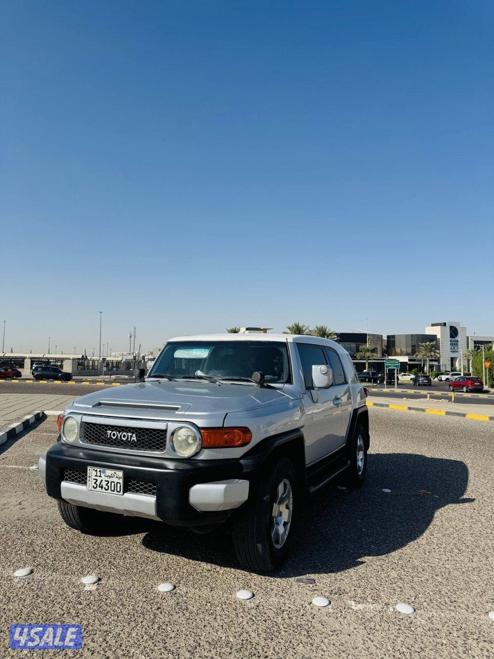 للبيع FJ موديل 2007 دبل قير بحالة ممتازه10