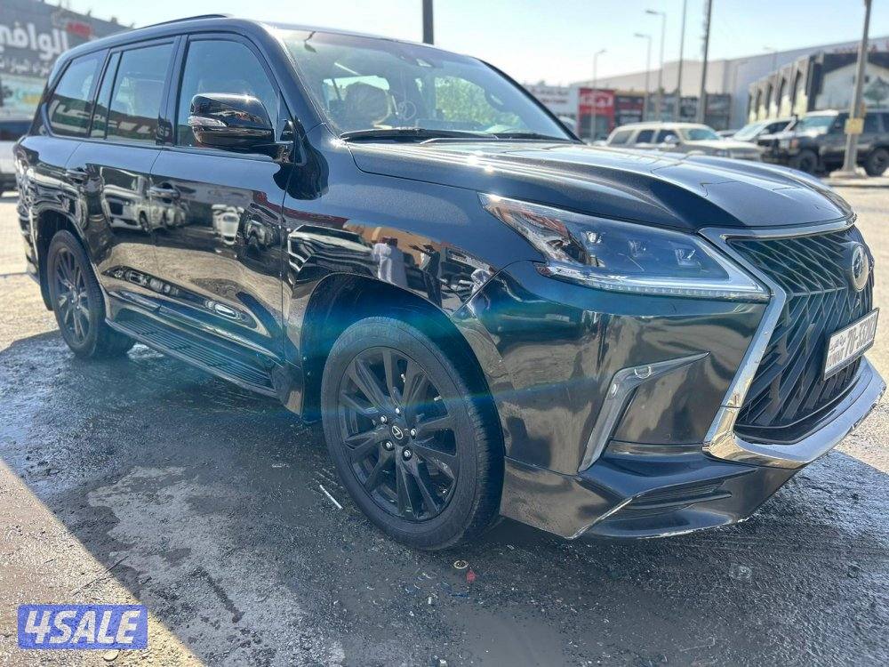 لكزس black editionS-LX5701