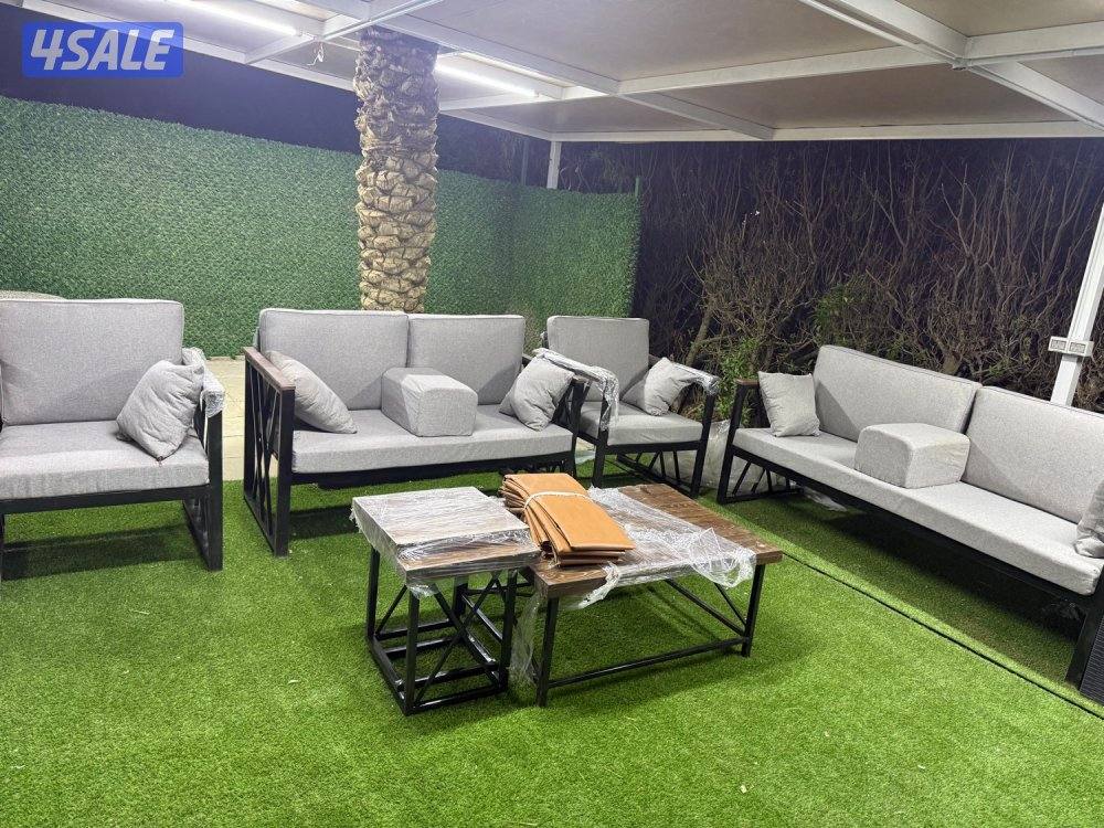 للبيع كراسي خشب خارجية فخمة3