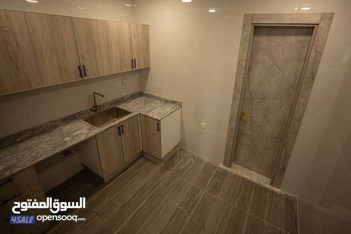 شقة للإيجار بالسالمية قطعة ٥ شارع حمد المبارك3