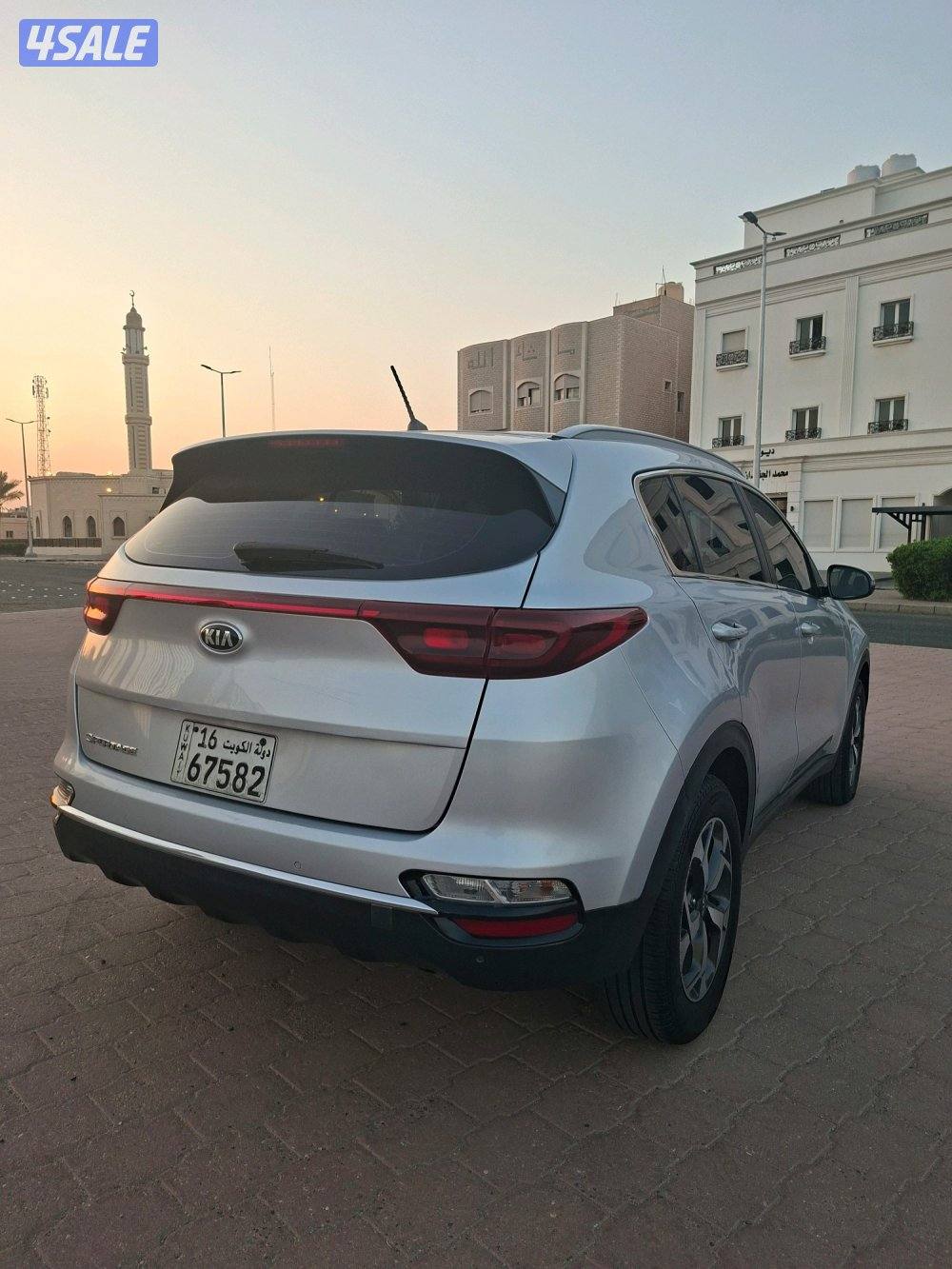 للبيع سبورتاج ٢٠١٩ ماشي ١٨٢ الف شرط الفحص حجم المكينه ٢٠٠٠7