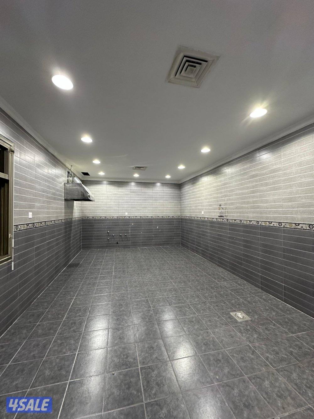 للإيجار دورين دوبلكس في سعد العبدالله قرب مسجد وفرع جمعية مدخل سهل0