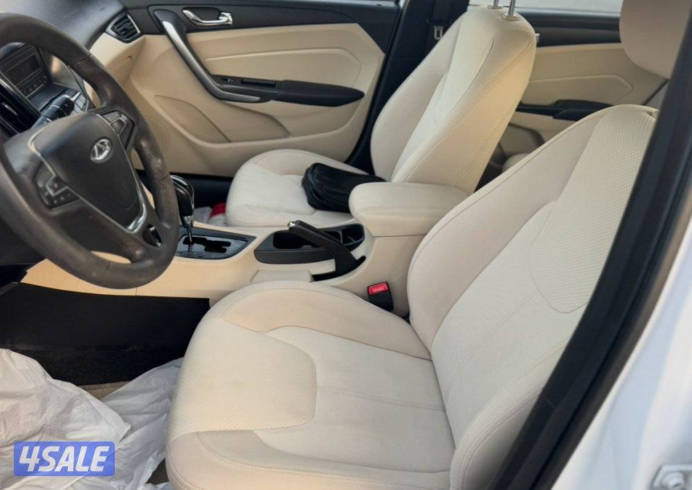 شيري اريزو 5 موديل 2024 - 2023 عداد 60 الف : 85 الف15