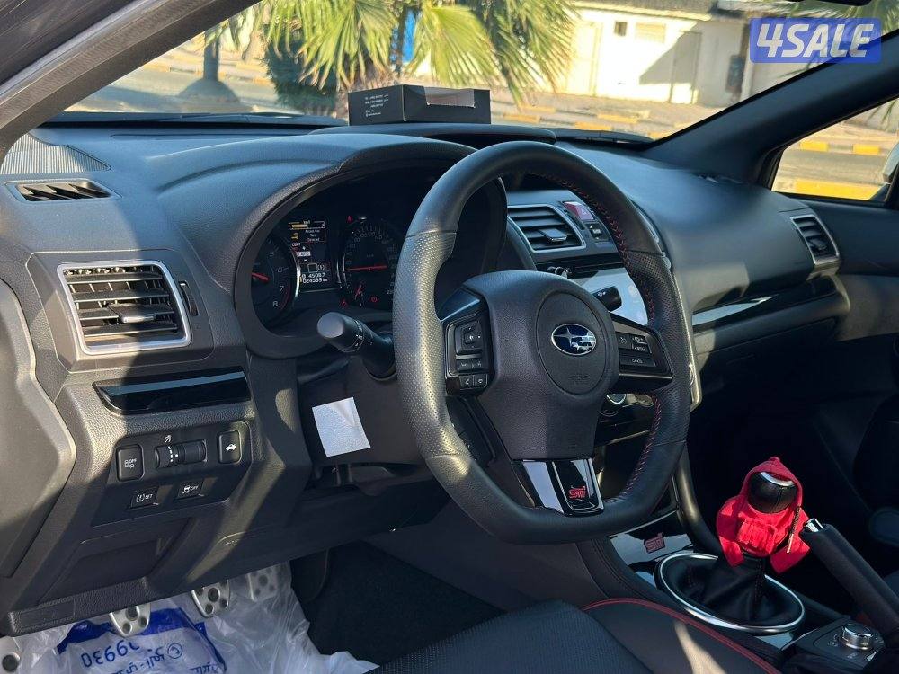 WRX STI موديل 2021 ماشي 24 الف صبغ وكالة8