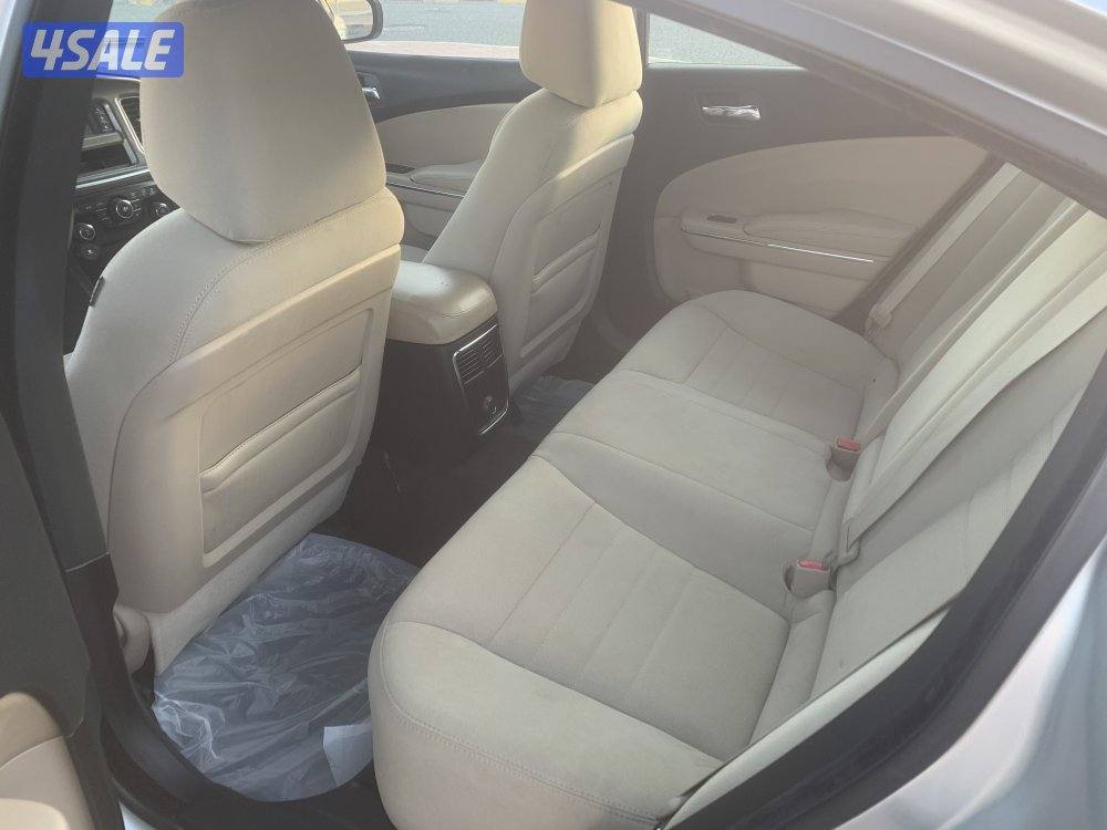 للبيع تشارجر3