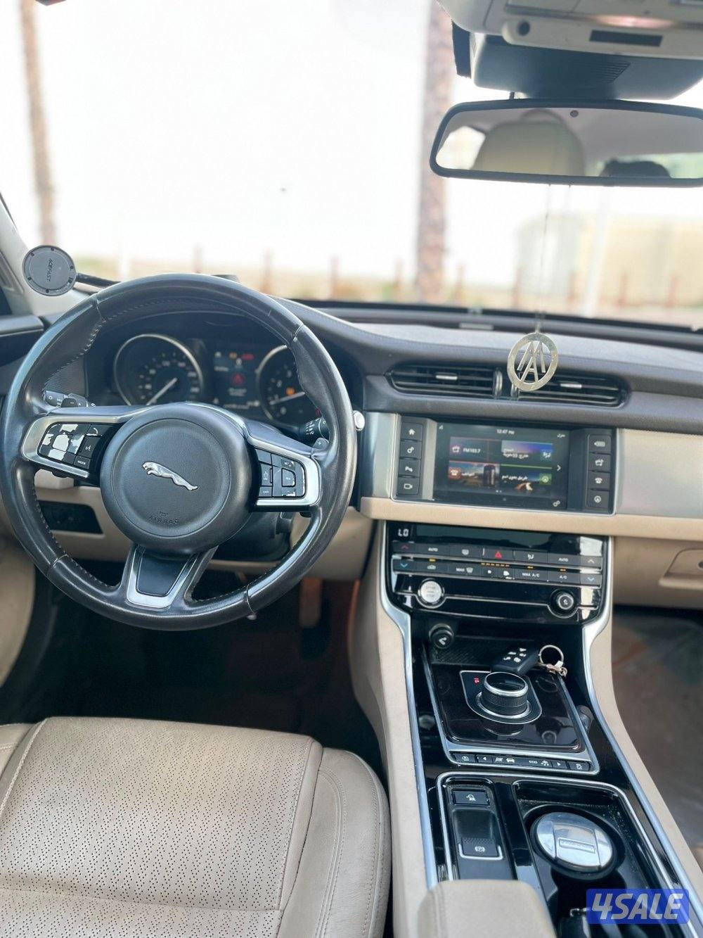 جاكور XF موديل 2018 / بحاله ممتازه9