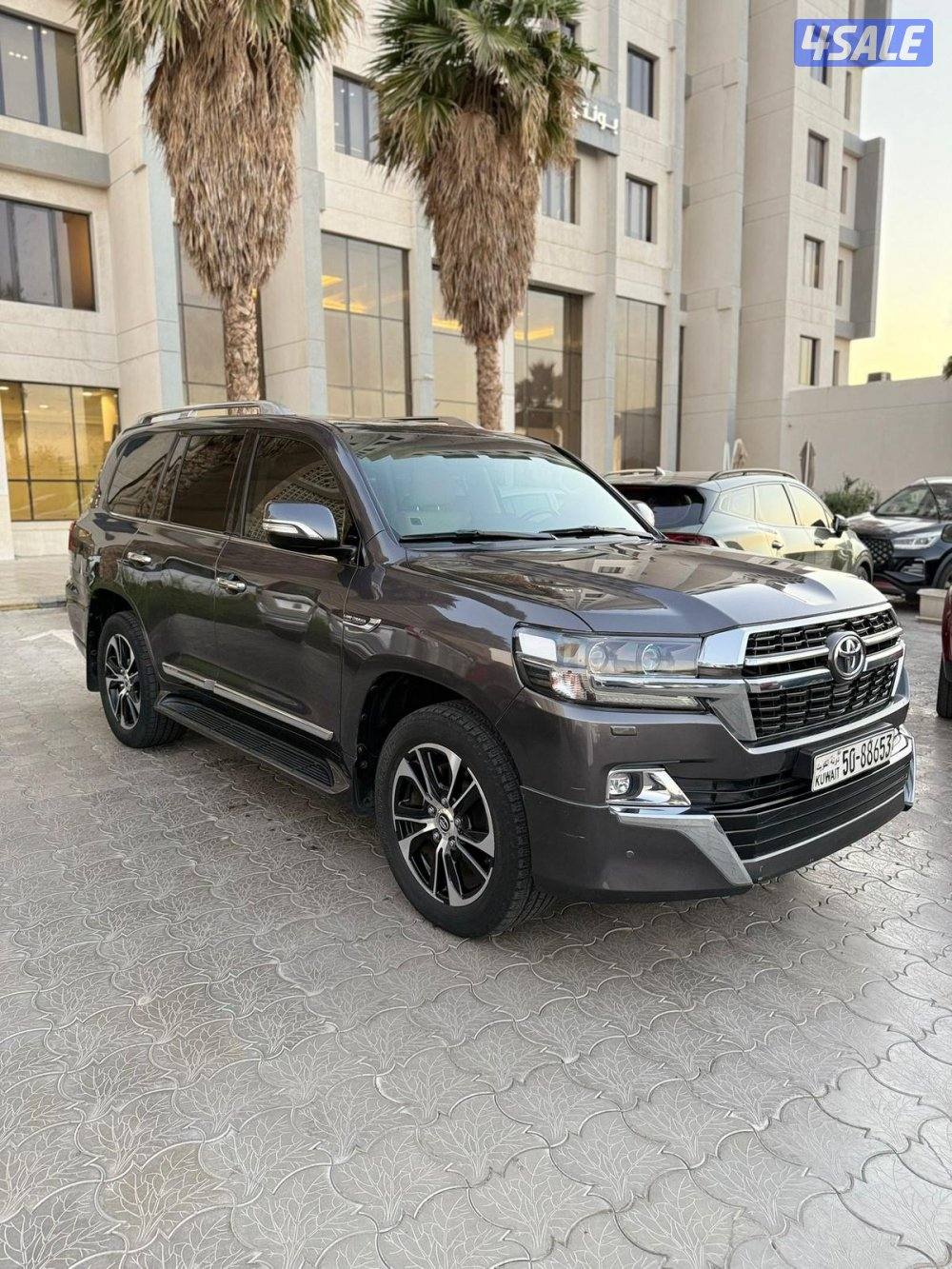 غراند تورينق V61