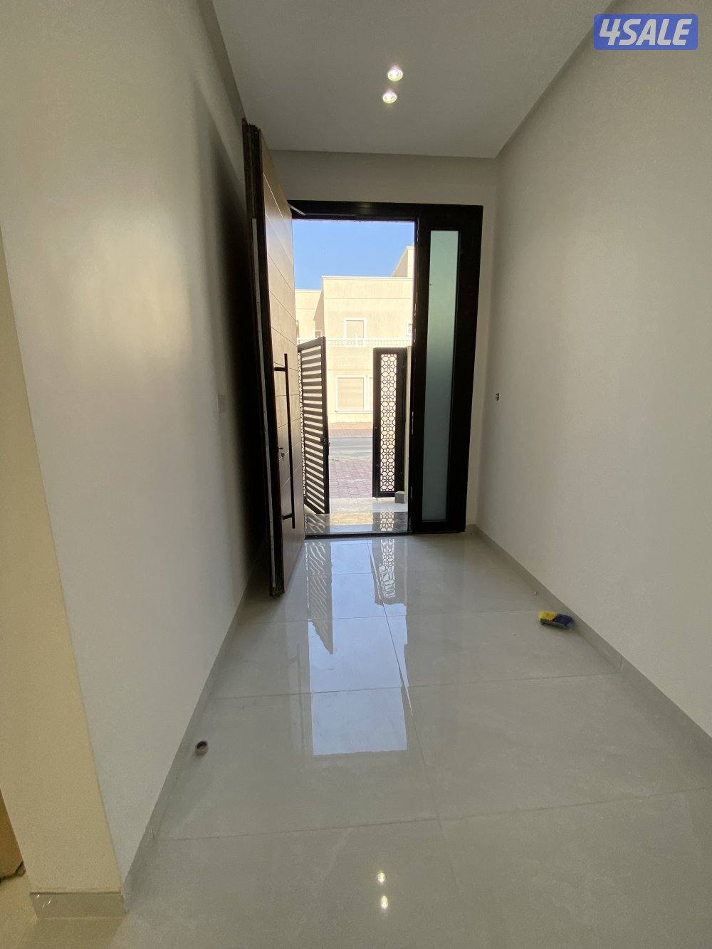 للايجار دور ارضي اول ساكن بالوفره ق٥7