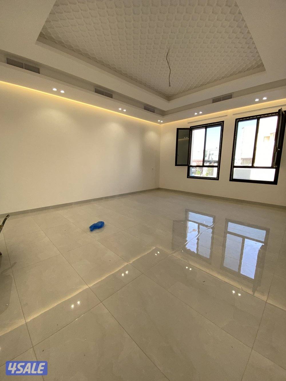 للايجار دور ارضي اول ساكن بالوفره ق٥0