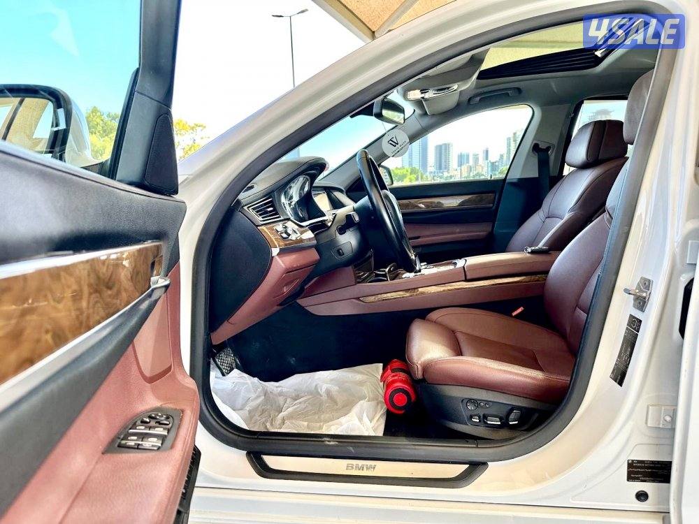 ًBMW 740L - الموديل:2012 - العداد14314